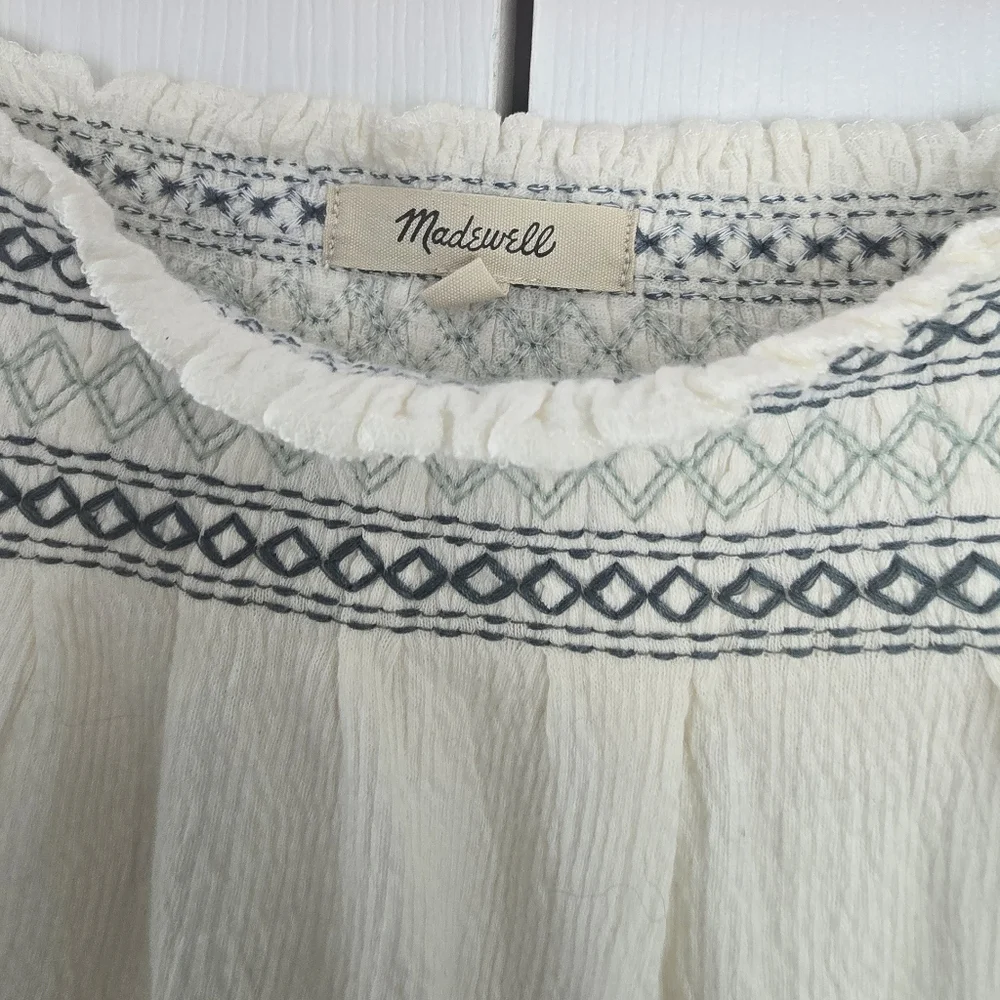 Madewell Seahorse Embroidered Puff Sleeve Smocked Blouse - Picture 5 of 6